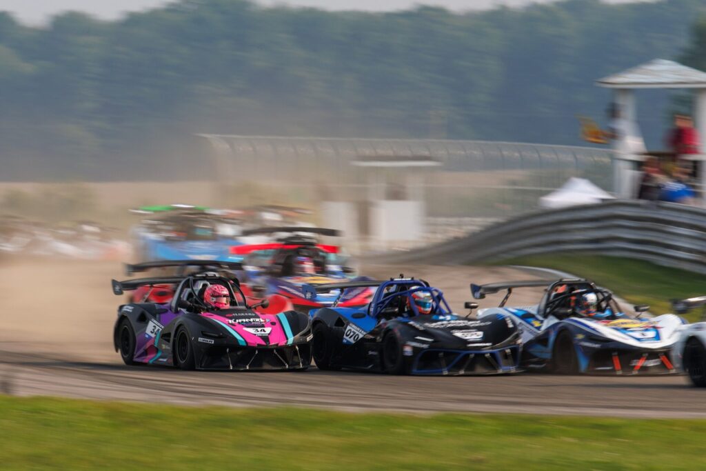 Rush SR racing at Road America